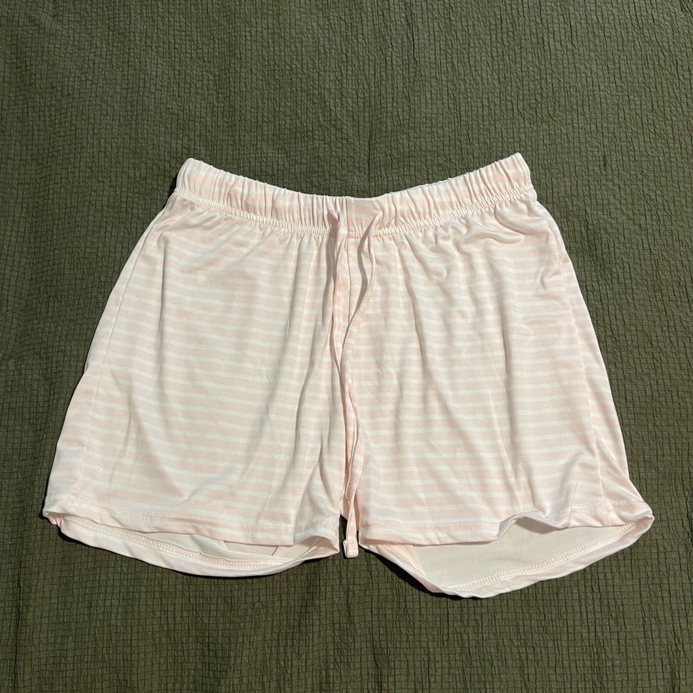 Striped white and pink sleep shorts